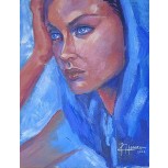 MUJER CON CAPUCHA AZUL
