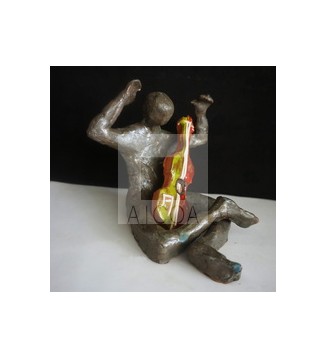 EL VIOLINISTA ROMPIÓ UNA CUERDA
