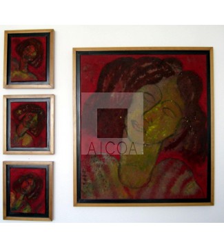 MUJER EN FONDO ROJO